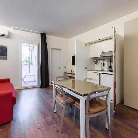 Dolcevita By Mmega Apartment